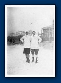 Julia Luell and her sister Alice in 1927