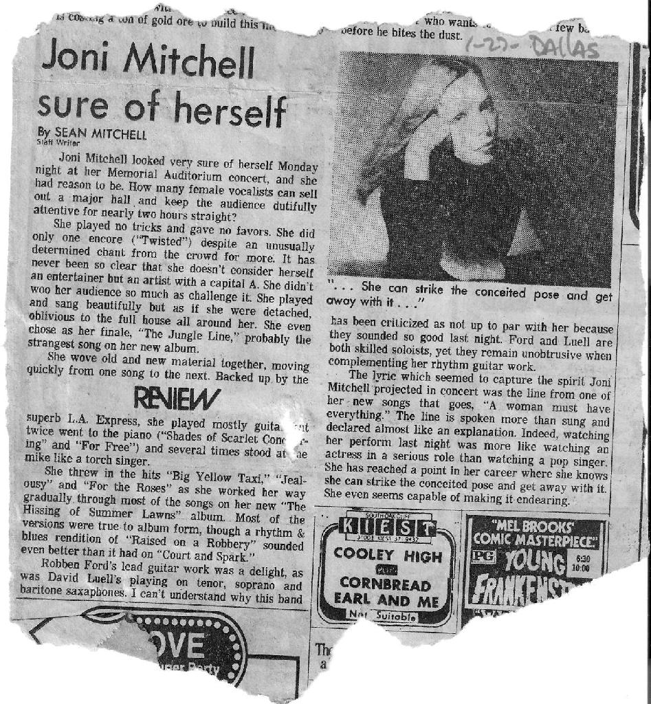 Joni Mitchell Dallas 1976 LA Express Vel Selvan Saxophone...Click to return to LA Express Main Page